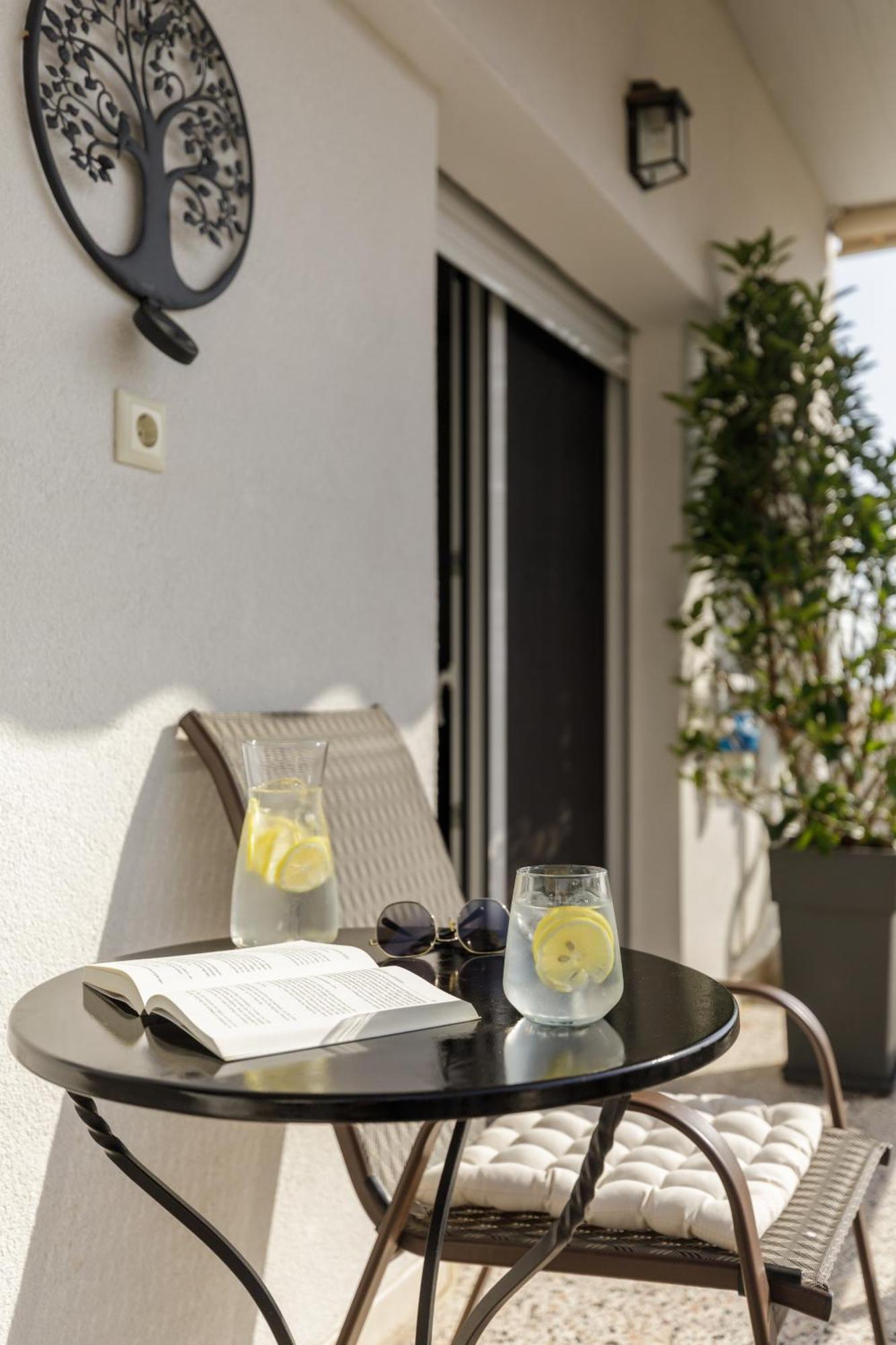 53 Central Luxury Apartment Kalamaria 테살로니키 외부 사진